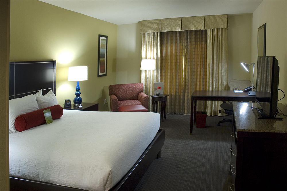 Hilton Garden Inn Houston Nw America Plaza מראה חיצוני תמונה