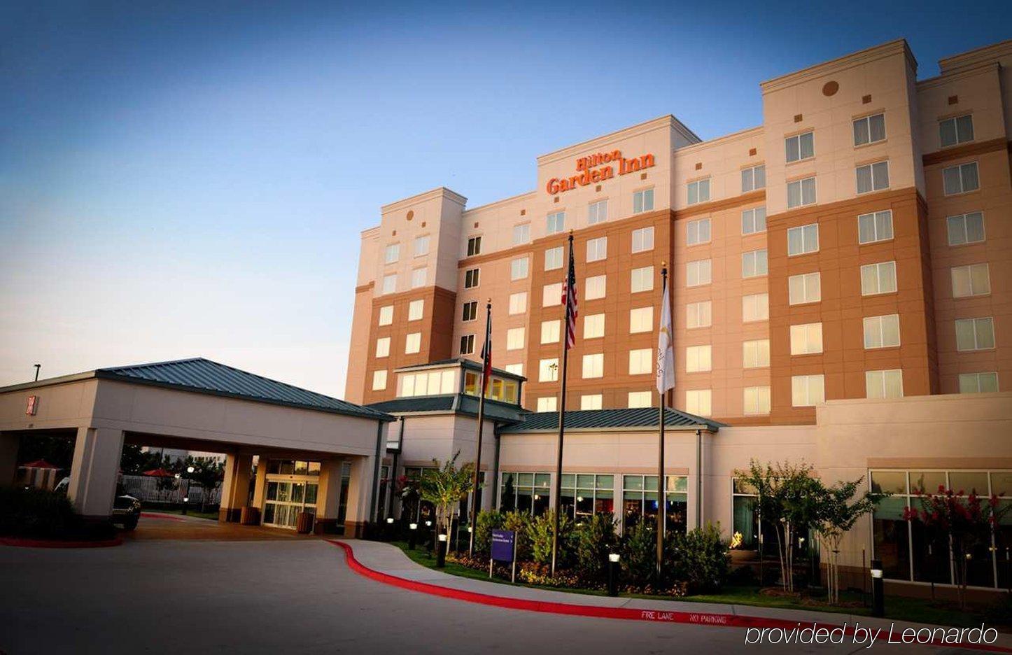 Hilton Garden Inn Houston Nw America Plaza מראה חיצוני תמונה